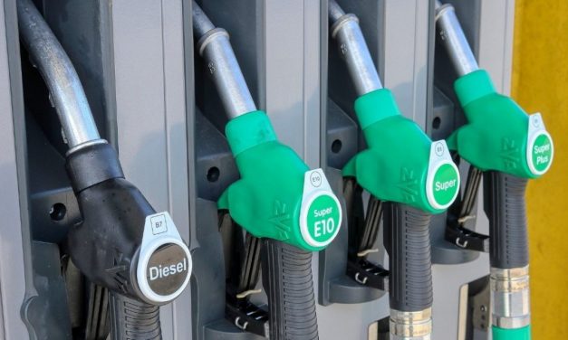 ¿POR QUÉ HA SUBIDO (Y SEGUIRÁ SUBIENDO) LA GASOLINA?
